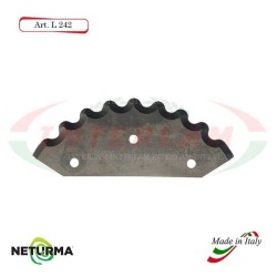 L242 - Knife for mixer wagons UNIFEED - toothed - Ø112 - (5 Pcs.)